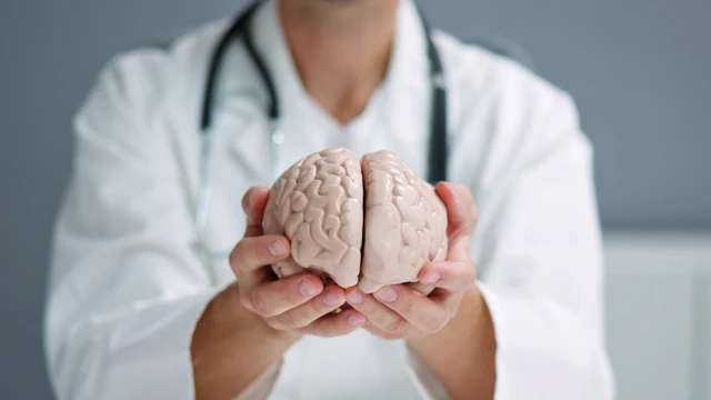 Phù não: Dấu hiệu, nguyên nhân, phương pháp chẩn đoán, điều trị và phòng ngừa