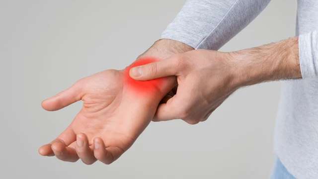 Viêm gân cổ tay là gì? Nguyên nhân và cách phòng ngừa hiệu quả
