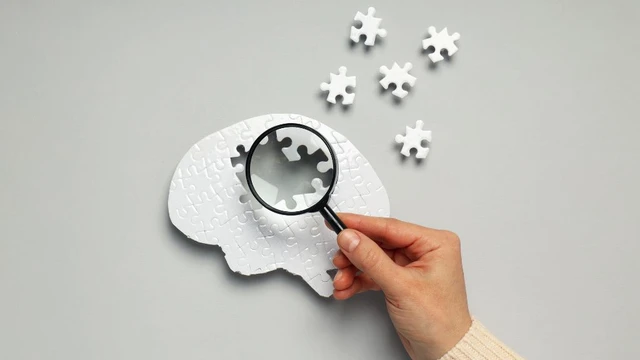 Bệnh Alzheimer ở người trẻ tuổi: Nguyên nhân và dấu hiệu nhận biết sớm