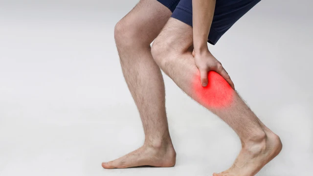 Bị chuột rút nên làm gì? Cách xử lý nhanh và phòng ngừa hiệu quả