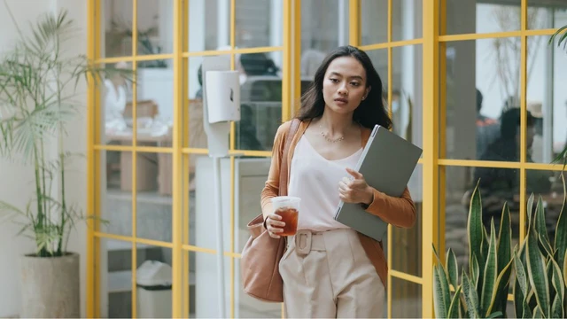 Bị trầm cảm có nên đi làm​? Nên làm gì để cải thiện sức khỏe?