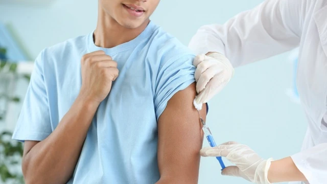 Các loại vắc xin cho người lớn hiện nay
