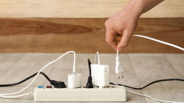 An toàn khi sử dụng thiết bị điện giúp hạn chế nguy cơ xảy ra sự cố
