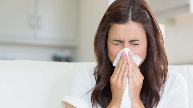 Cảm lạnh là gì? Nguyên nhân, triệu chứng và cách phòng ngừa