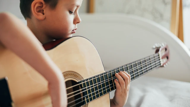 Chiều cao cân nặng bé trai 7 tuổi: Bao nhiêu là chuẩn theo WHO?