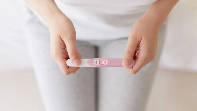 Chưa rách màng trinh có thai được không? Giải đáp từ chuyên gia