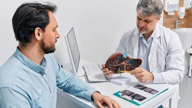 Đa polyp túi mật có nguy hiểm không? Triệu chứng và hướng xử trí