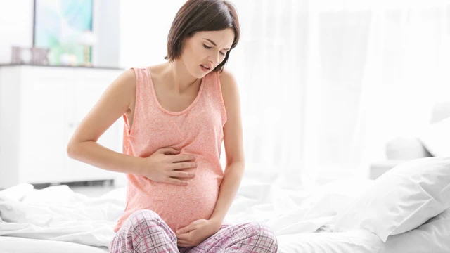 Đau đẻ là gì? Những dấu hiệu đau bụng đẻ mẹ bầu cần biết