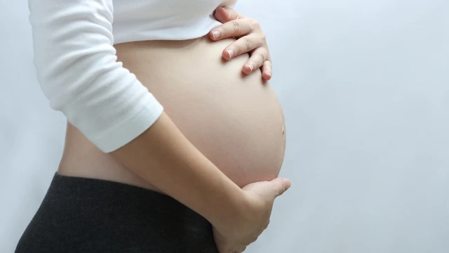 Dấu hiệu cạn ối tuần 39 mẹ bầu cần nhận biết và xử trí đúng 