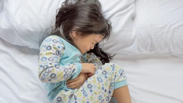 Viêm phúc mạc ruột thừa ở trẻ em là gì? Dấu hiệu và phòng ngừa