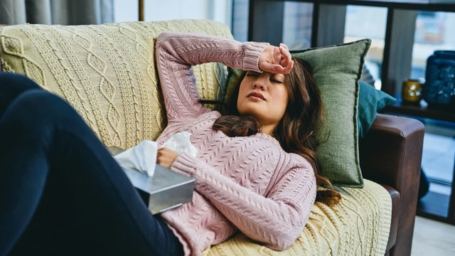 Dấu hiệu suy nhược cơ thể: Cách nhận biết sớm và hướng cải thiện