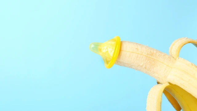 Đeo bao cao su có bị HIV không? Hiểu đúng để chủ động bảo vệ sức khỏe