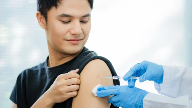 Gợi ý cho nam giới cần tiêm phòng gì?