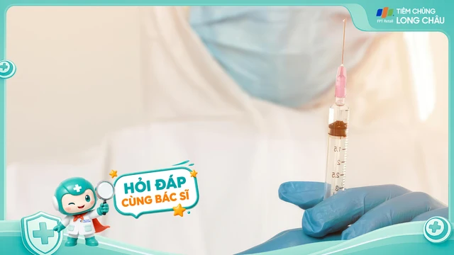 [Hỏi đáp] Nhân viên y tế cần tiêm những loại vắc xin nào?