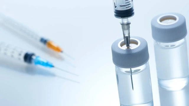 Không tiêm vắc xin 5 trong 1 có sao không? Lựa chọn thay thế khi không tiêm vắc xin 5 trong 1