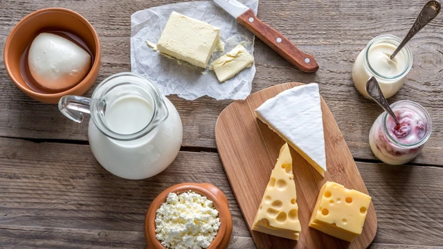 Lactose có trong thực phẩm nào? Người không dung nạp cần tránh