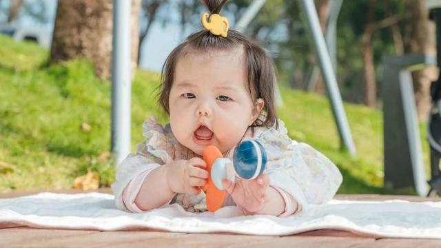 Lịch sinh hoạt bé 7 tháng tuổi khoa học giúp bé ngủ ngon, ăn tốt