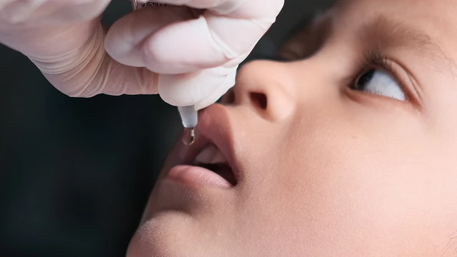 Nên uống Rota của Bỉ hay Việt Nam? Giải đáp thắc mắc cho cha mẹ