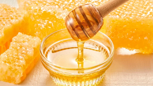 Người bị gan nhiễm mỡ có uống được mật ong không? Giải đáp chi tiết