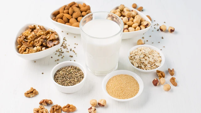 Người bị tuyến giáp nên uống sữa gì? Gợi ý lựa chọn phù hợp