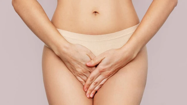 Nổi mụn ở mép vùng kín: Nguyên nhân gây ra và cách xử lý