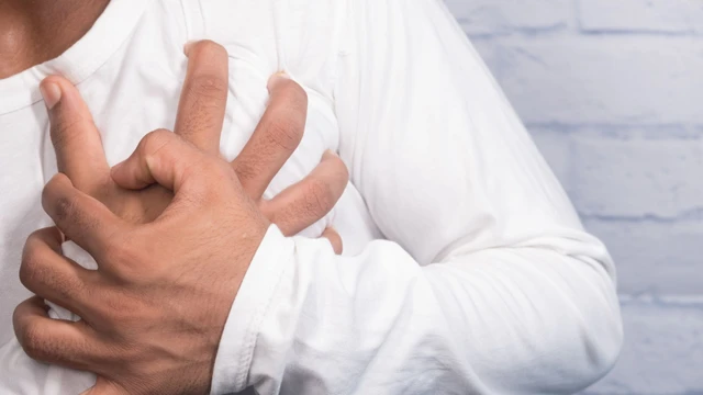 Nguyên nhân tim đập nhanh là gì? Dấu hiệu nhận biết và hướng xử trí hiệu quả