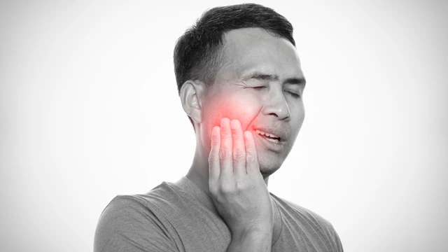 Nhổ răng khôn 2 tháng vẫn đau có phải là dấu hiệu bất thường?