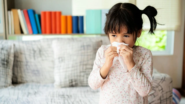 Những bệnh thường gặp ở trẻ em cha mẹ cần lưu ý
