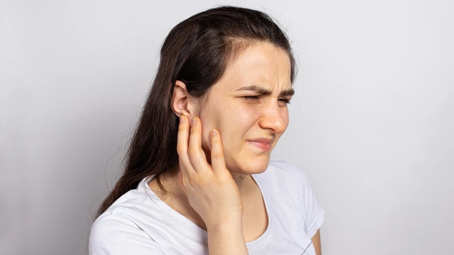 Những dấu hiệu thủng màng nhĩ cần biết và cách theo dõi hiệu quả