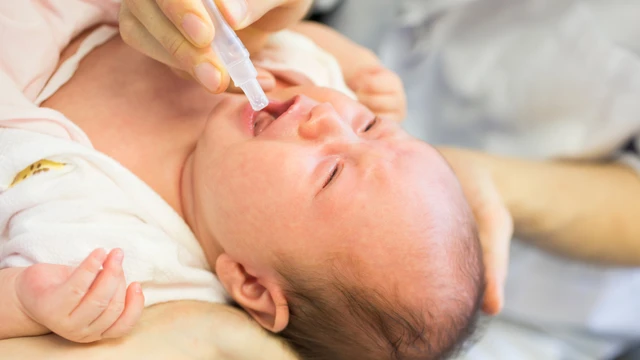 Những lưu ý khi cho trẻ uống Rota phụ huynh cần biết
