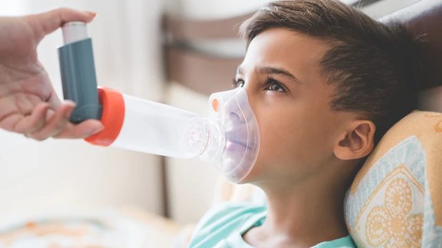 Trẻ bị hen suyễn có chữa được không? Cách phòng ngừa hen suyễn cho trẻ