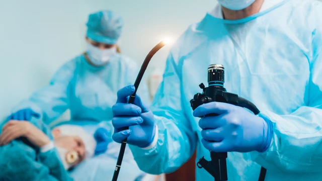 Phát hiện sớm ung thư dạ dày giai đoạn đầu: Chuẩn đoán và điều trị 