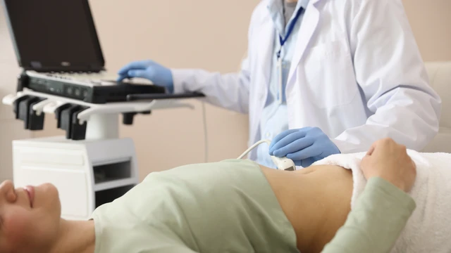 Ung thư di căn phúc mạc: Nguyên nhân, triệu chứng và điều trị