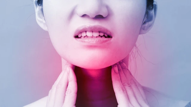 Ung thư vòm họng: 8 dấu hiệu và cách phòng ngừa bệnh