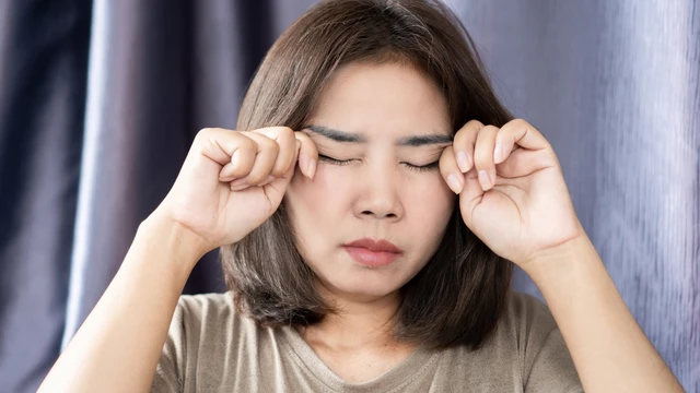Viêm kết mạc mùa xuân là gì? Nguyên nhân và cách chẩn đoán?