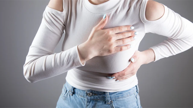 Viêm tuyến vú là gì? Nguyên nhân, triệu chứng và cách điều trị