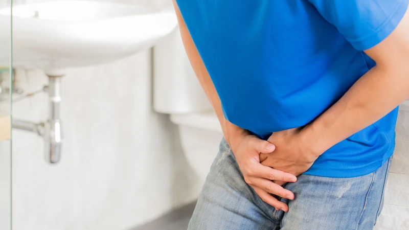 Nếu tình trạng này gây đau, nam giới nên đi khám sớm