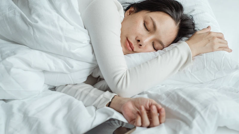 Tránh căng thẳng, ngủ đủ giấc mỗi ngày sẽ tránh nguy cơ đau dạ dày