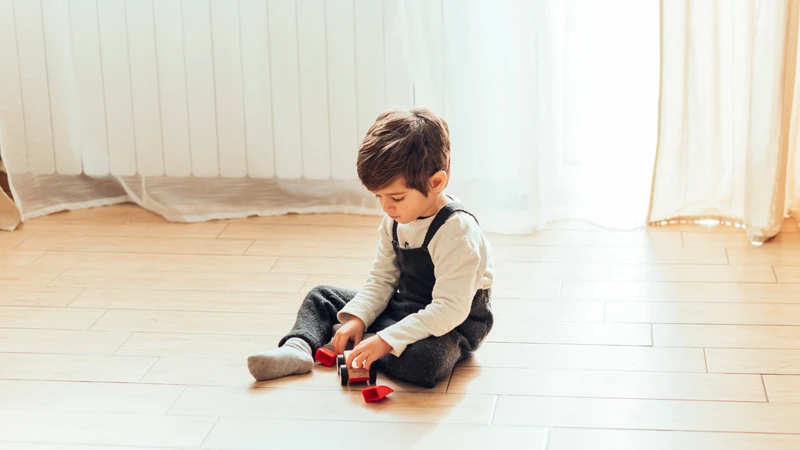 Một dấu hiệu cảnh báo quan trọng khác là trẻ phát triển chậm hơn so với các mốc bình thường
