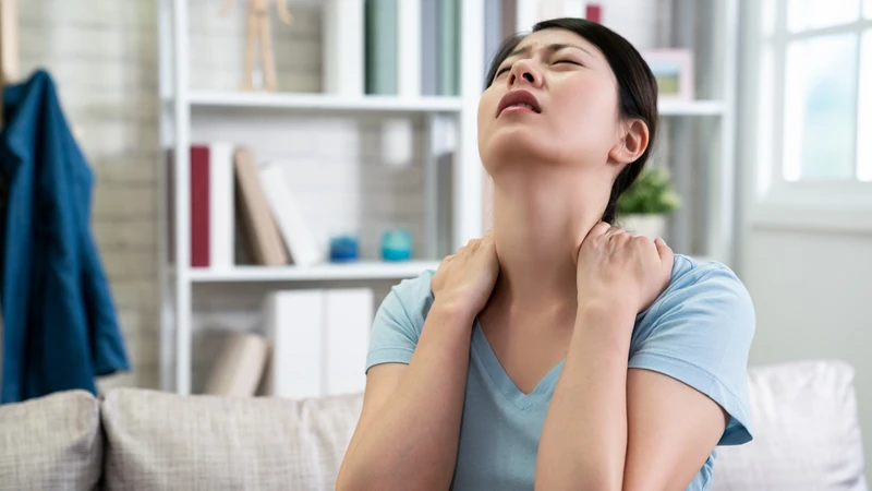 Tại sao cảm lạnh đau nhức người? Những điều cần biết khi bị cảm lạnh 2