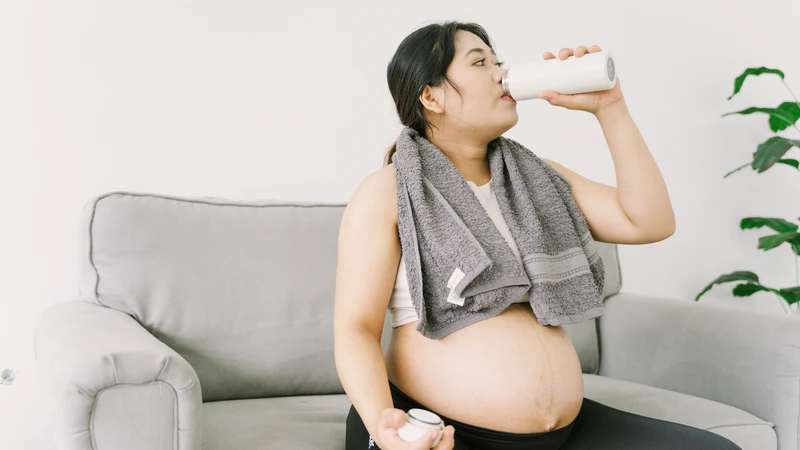 Nguyên nhân bà bầu bị táo bón 3 tháng giữa và các biện pháp giúp cải thiện tại nhà 4