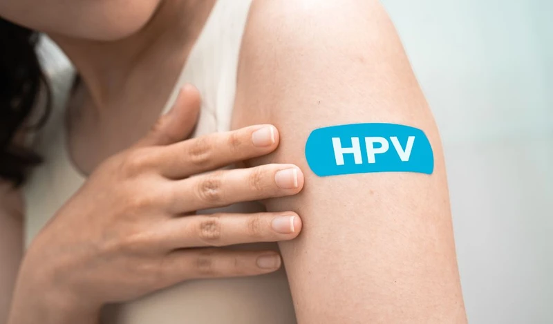 Chủ động tiêm ngừa và tầm soát định kỳ giúp phát hiện sớm các bất thường