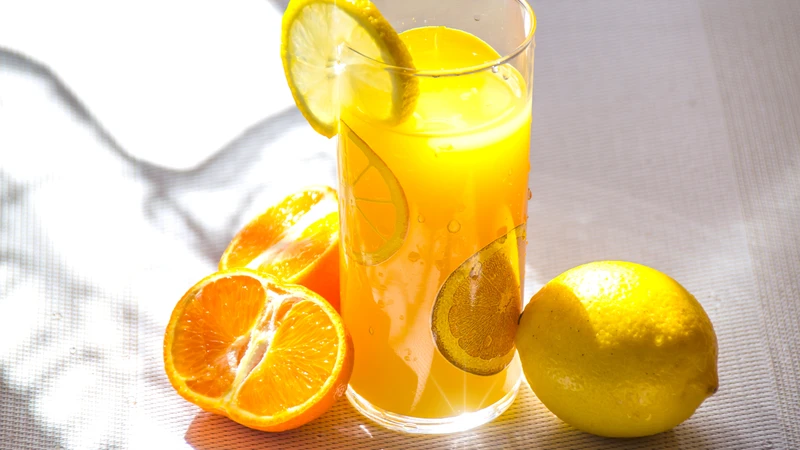 Bổ sung vitamin C giúp hỗ trợ quá trình hồi phục của rách sụn chêm