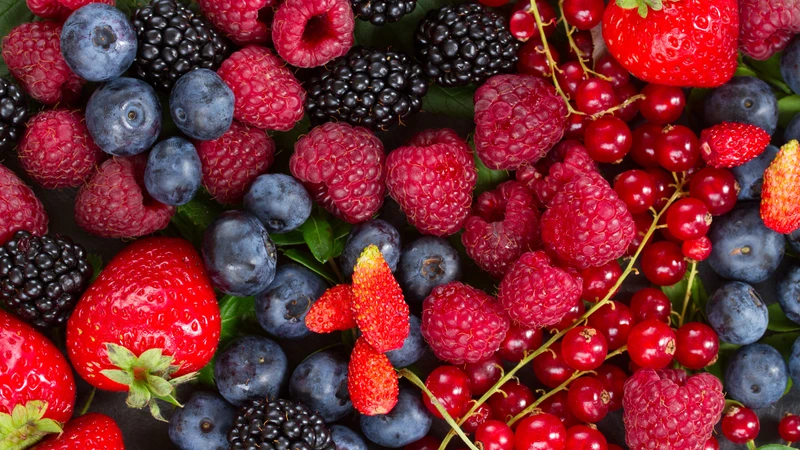 Dâu tây, việt quất, mâm xôi và phúc bồn tử giàu anthocyanin, vitamin C và polyphenol