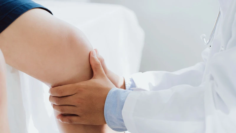 Bạn không nên tập luyện quá sức để tránh gây chấn thương cho chân