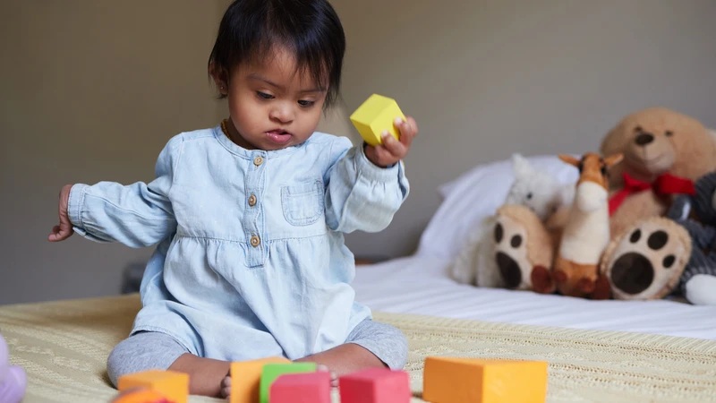 Lòng bàn tay trẻ bị Down Dấu hiệu nhận biết cha mẹ không nên bỏ qua 2.png