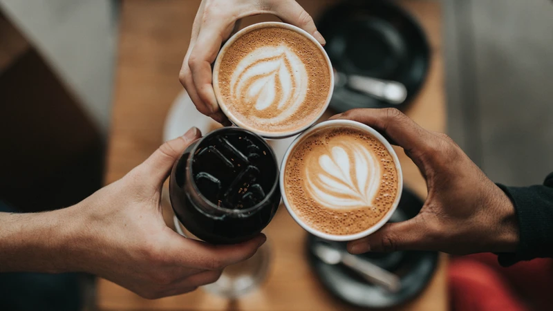 Hạn chế trà và cà phê giúp hỗ trợ quá trình hấp thu sắt