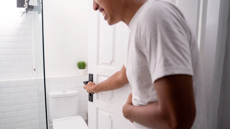 Tiểu buốt tiểu rắt ở nam giới Dấu hiệu cảnh báo bệnh lý cần sớm điều trị 1.png