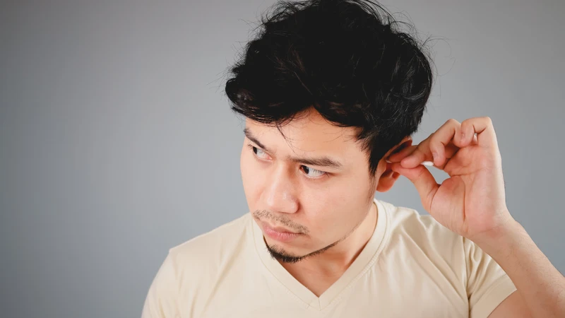 Ù tai phải nam có nguy hiểm không Cần làm gì để hạn chế tình trạng này 4.png