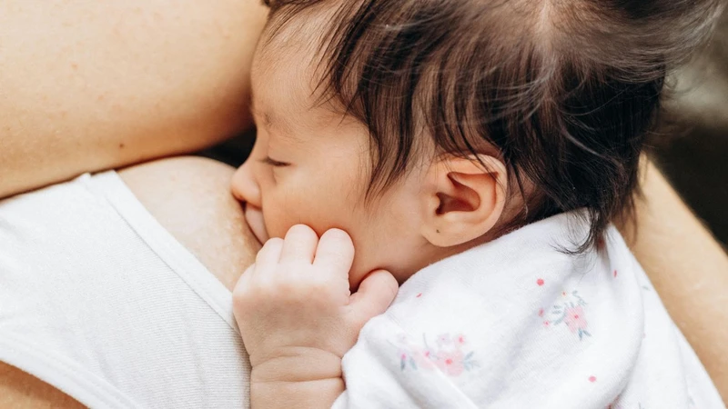 5 mẹo trị ọc sữa cho trẻ sơ sinh 3